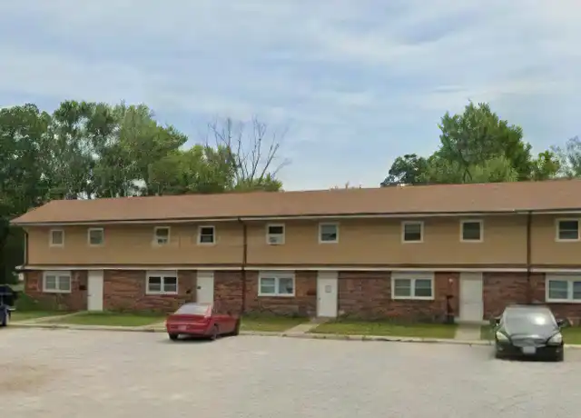 Property at 403 S Ohio St Unit 9, El Dorado Springs, MO, 64744, 3 beds, 1.5 baths, [object Object]