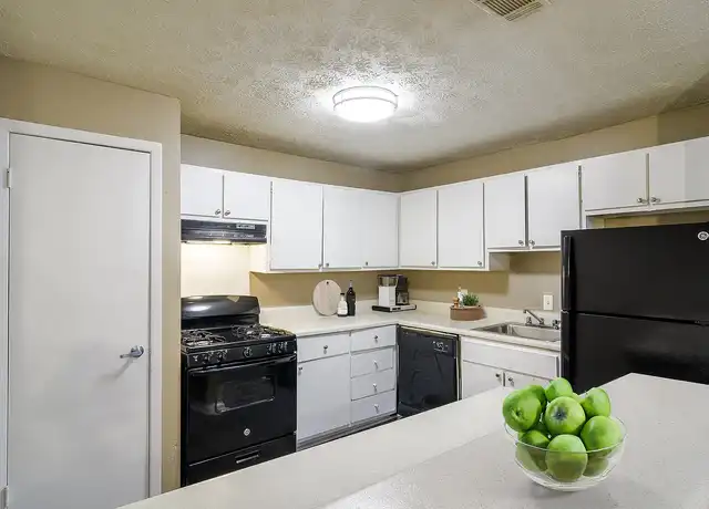 Property at Stratford Ridge - 2560 Delk Rd SE, Marietta, GA, 30067, 1-4 bed, 1-2 bath, [object Object]