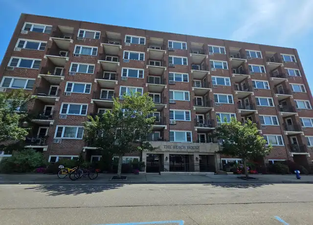 Property at 740 E Broadway Unit 3E, Long Beach, NY, 11561, 2 beds, 1.5 baths, [object Object]