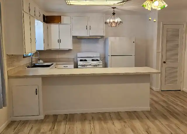Property at 411 N Prospect St, Amarillo, TX, 79106, 3 beds, 2 baths, [object Object]