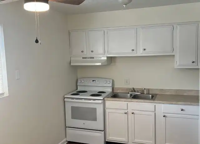 Property at 2005 Terril Ln Unit 2003-4, Louisville, KY, 40218, 1 bed, 1 bath, [object Object]