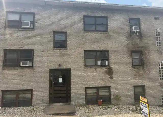 Property at 1938 Perkiomen Ave, Reading, PA, 19606, 1 bed, 1 bath, [object Object]