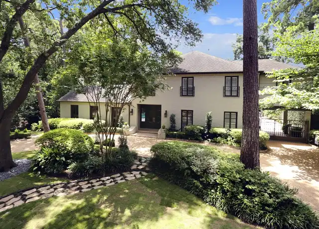 Property at 9 Pine Forest Cir, Houston, TX, 77056, 4 beds, 3 baths, [object Object]