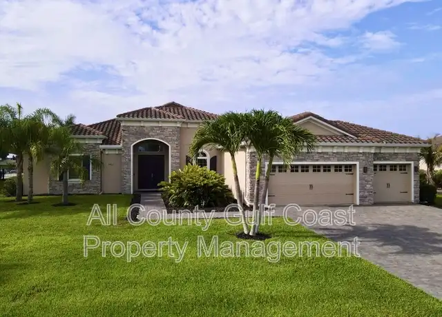 Property at 7460 Ripetta St, Sarasota, FL, 34240, 4 beds, 4 baths, [object Object]