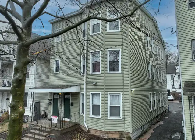 Property at 679 Winchester Ave, New Haven, CT, 06511, 3 beds, 1 bath, [object Object]