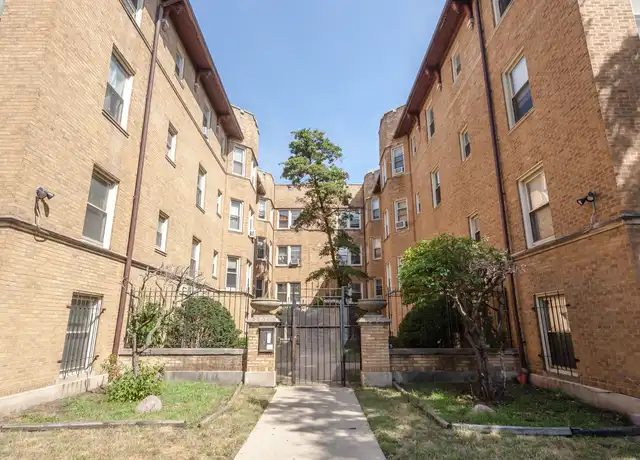 Property at 2212 E 70th St Unit 1A, Chicago, IL, 60649, 2 beds, 1 bath, [object Object]