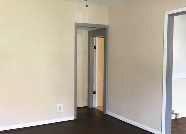 Property at 74 W Stevens St Unit 1, Newark, OH, 43055, 2 beds, 1 bath, [object Object]