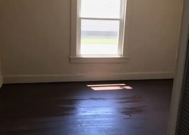 Property at 74 W Stevens St Unit 1, Newark, OH, 43055, 2 beds, 1 bath, [object Object]