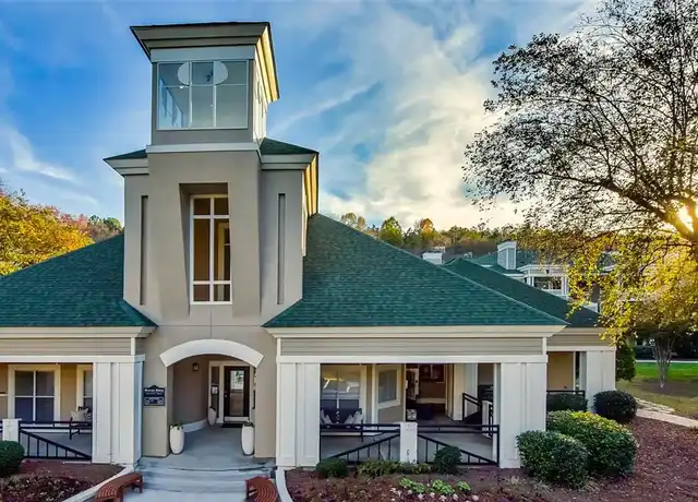 Property at Beacon Ridge Apartments - 5 Crystal Springs Rd, Greenville, SC, 29615, 1 bed, 1 bath, [object Object]