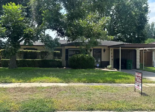 Property at 7738 Dixie Dr, Houston, TX, 77087, 4 beds, 2 baths, [object Object]