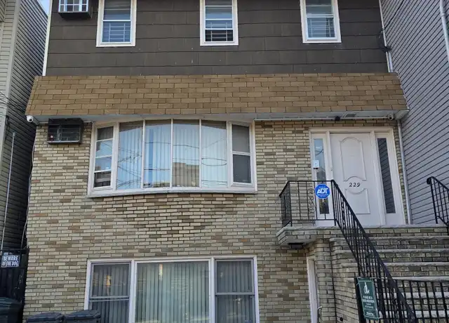 Property at 229 Griffith St Unit 2, Jersey City, NJ, 07307, 2 beds, 1 bath, [object Object]
