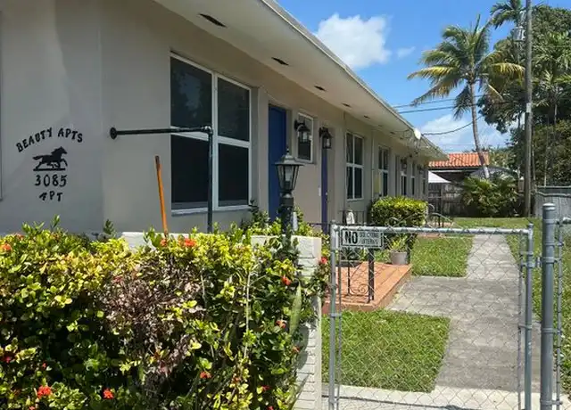 Property at 1085 W Flagler St Unit 3, Miami, FL, 33130, 1 bed, 1 bath, [object Object]