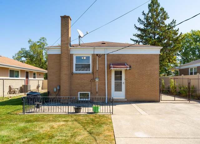 Photo of 4504 Blanchan Ave, Brookfield, IL 60513