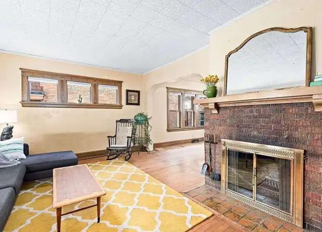 Property at 1219 E 5th St, Duluth, MN, 55805, 3 beds, 1 bath, [object Object]