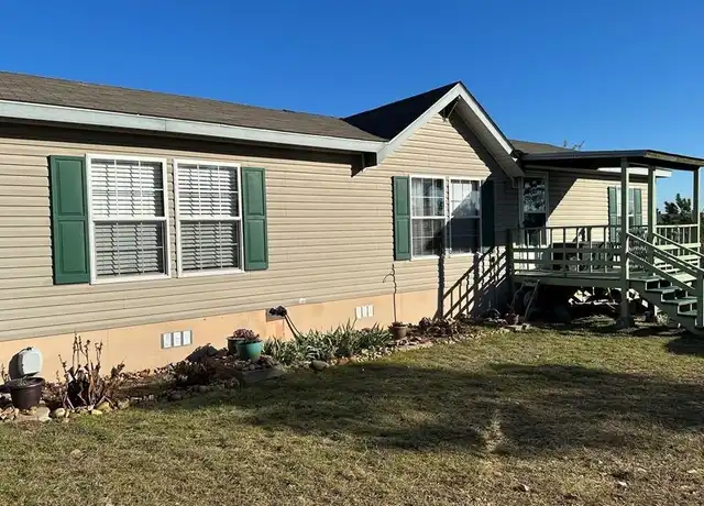 Property at 157 Lakeside Dr, Bastrop, TX, 78602, 3 beds, 2 baths, [object Object]