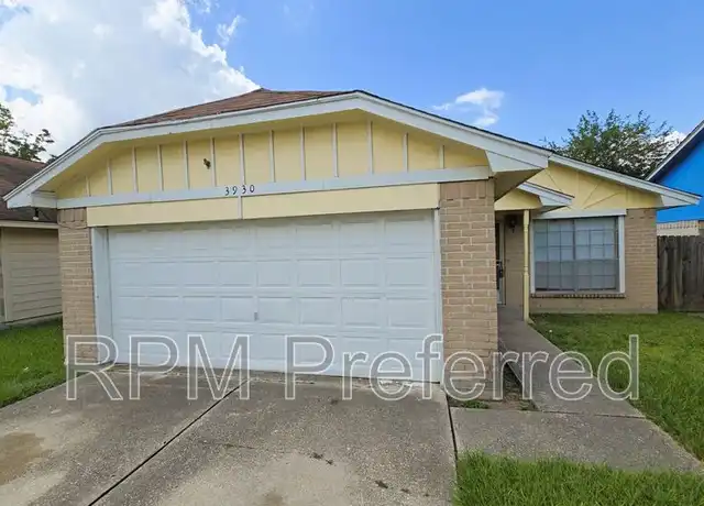 Property at 3930 Mohlerbruk Dr, Houston, TX, 77066, 3 beds, 2 baths, [object Object]