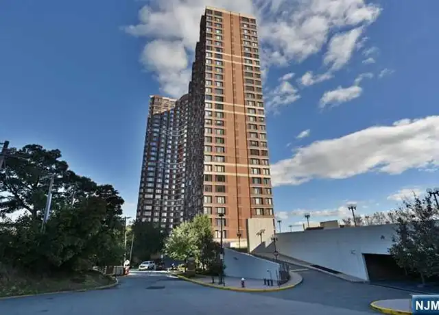 Property at 100 Old Palisade Rd #2113, Fort Lee, NJ, 07024, 1 bed, 1 bath, [object Object]