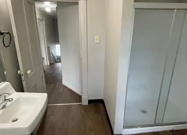 Property at 909 5th Ave Unit FI9095, Eau Claire, WI, 54703, 3 beds, 1 bath, [object Object]
