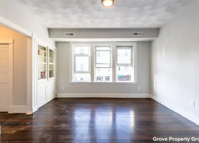 Property at 205 L St, Boston, MA, 02127, 4 beds, 2 baths, [object Object]