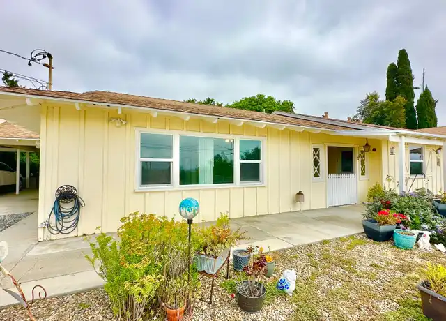 Property at 1744 Via Entrada, Fallbrook, CA, 92028, 1 bed, 1 bath, [object Object]