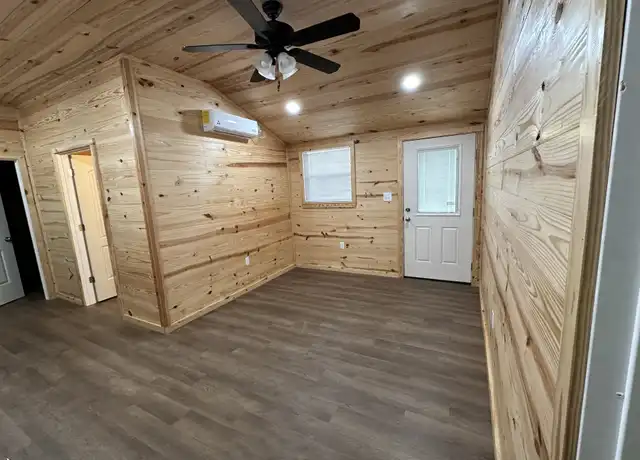 Property at 4242 State Highway 64, Henderson, TX, 75652, 2 beds, 1 bath, [object Object]
