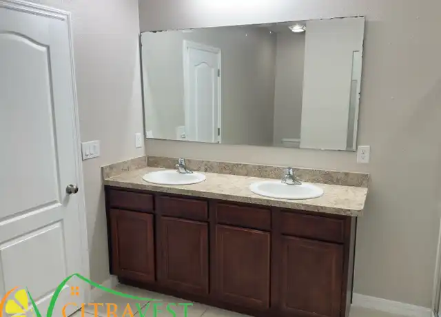 Property at 1941 Van Buren Loop, Auburndale, FL, 33823, 4 beds, 2 baths, [object Object]