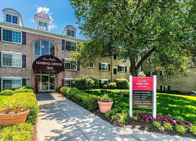 Property at Dulles Glen Apartments - 1265 Elden St, Herndon, VA, 20170, 2 beds, 1 bath, [object Object]