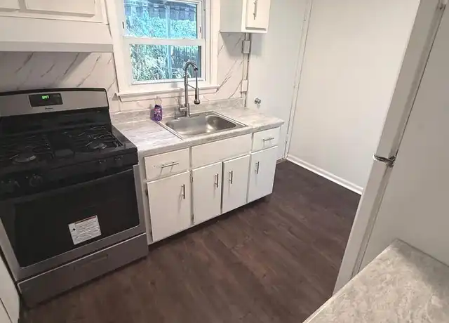 Property at 804 E Russell St, Philadelphia, PA, 19134, 3 beds, 1 bath, [object Object]