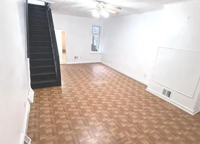 Property at 804 E Russell St, Philadelphia, PA, 19134, 3 beds, 1 bath, [object Object]