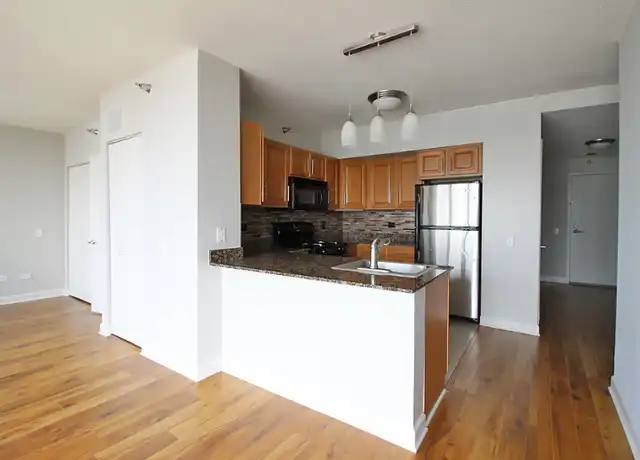 Property at 321 N Canal St, Chicago, IL, 60606, 1 bed, 1 bath, [object Object]