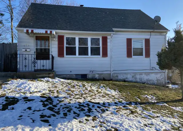 Property at 567 Queen St, Bridgeport, CT, 06606, 4 beds, 2 baths, [object Object]