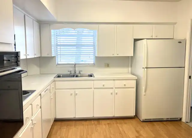 Property at 2417 Persian Dr #37, Clearwater, FL, 33763, 2 beds, 2 baths, [object Object]