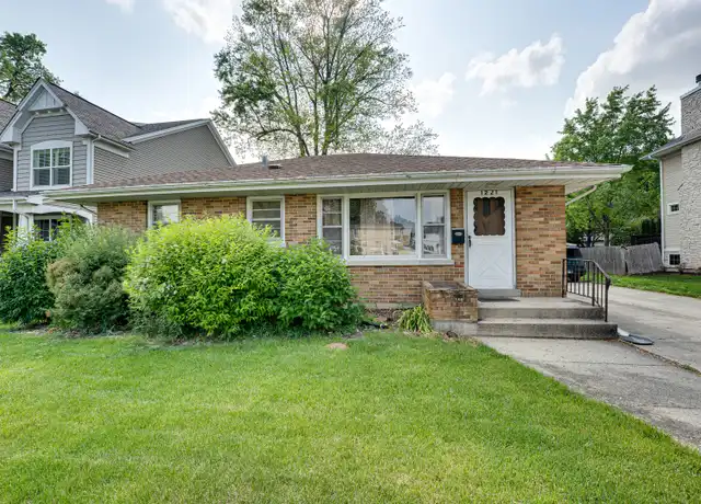 Property at 1221 N Webster St, Naperville, IL, 60563, 3 beds, 1.5 baths, [object Object]