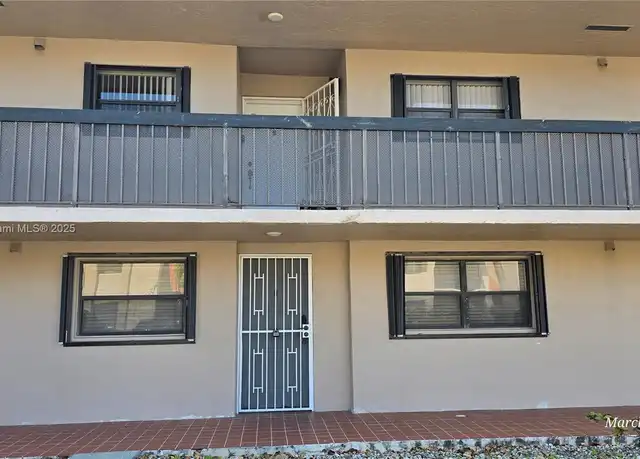 Property at 210 W Park Dr Unit 103-2, Miami, FL, 33172, 2 beds, 1.5 baths, [object Object]