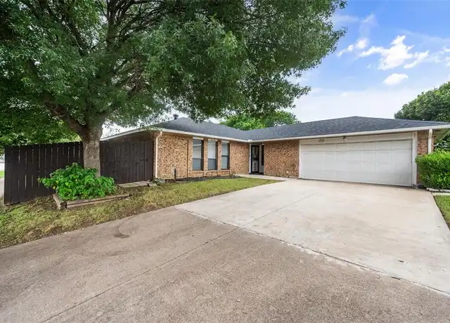 Property at 2318 Clearhaven Dr, Arlington, TX, 76014, 3 beds, 2 baths, [object Object]