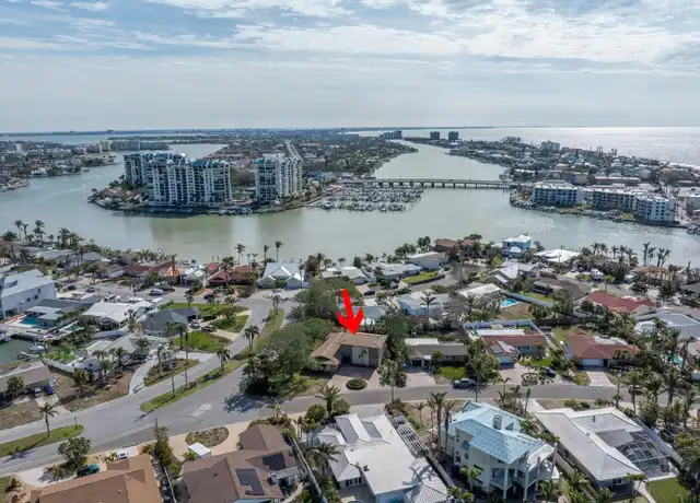 Property at 10073 S Yacht Club Dr, Treasure Island, FL, 33706, 3 beds, 3 baths, [object Object]