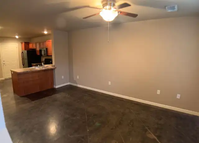 Property at 120 Leggett St Unit B-4, Jonesboro, AR, 72401, 2 beds, 1.5 baths, [object Object]