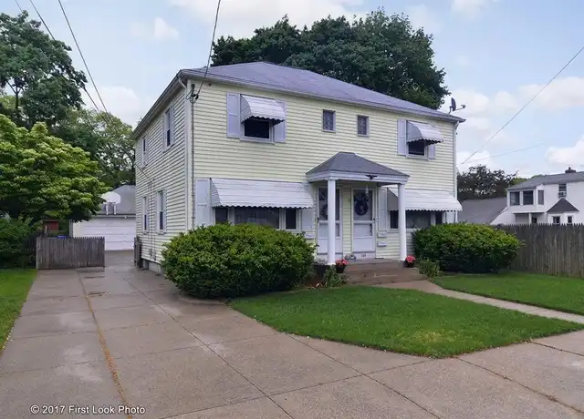 Property at 166 Rowe Ave Unit 3, Pawtucket, RI, 02861, 1 bed, 1 bath, [object Object]
