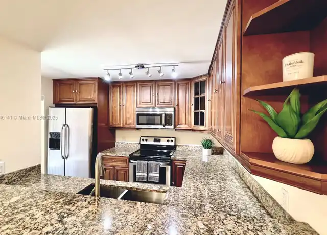 Property at 182 Charter Way, West Palm Beach, FL, 33407, 2 beds, 2.5 baths, [object Object]