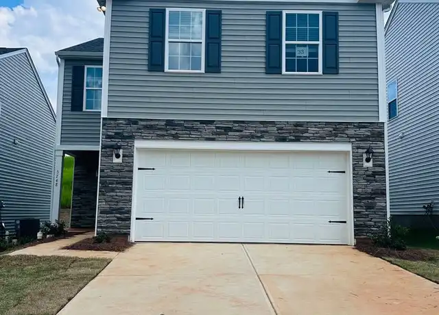 Property at 3748 13th St NE, Hickory, NC, 28601, 4 beds, 2.5 baths, [object Object]