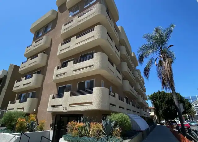 Property at 701 S Kingsley Dr Unit 102, Los Angeles, CA, 90005, 2 beds, 2 baths, [object Object]