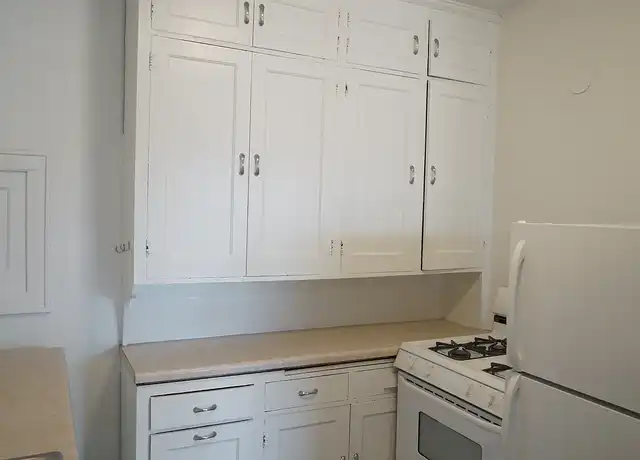 Property at The Randolph Apartments - 1853 Randolph Ave, Saint Paul, MN, 55105, 1 bed, 1 bath, [object Object]