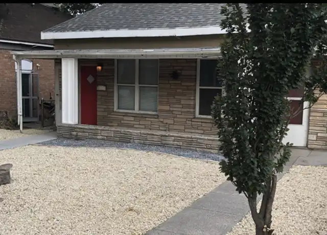 Property at 530 S Windsor St, Salt Lake City, UT, 84102, 4 beds, 1 bath, [object Object]