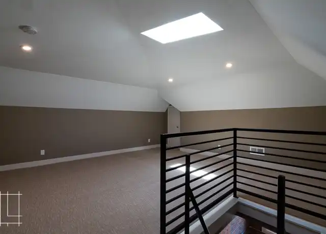 Property at 851 N 4th St Apt 201, Columbus, OH, 43215, 1 bed, 1 bath, [object Object]