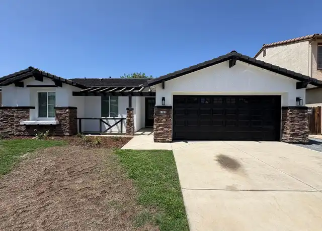 Property at 4122 W Delta Ave, Visalia, CA, 93291, 3 beds, 2 baths, [object Object]