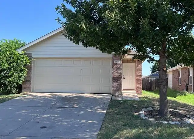 Property at 8911 Valley River Dr, Fort Worth, TX, 76244, 4 beds, 2 baths, [object Object]