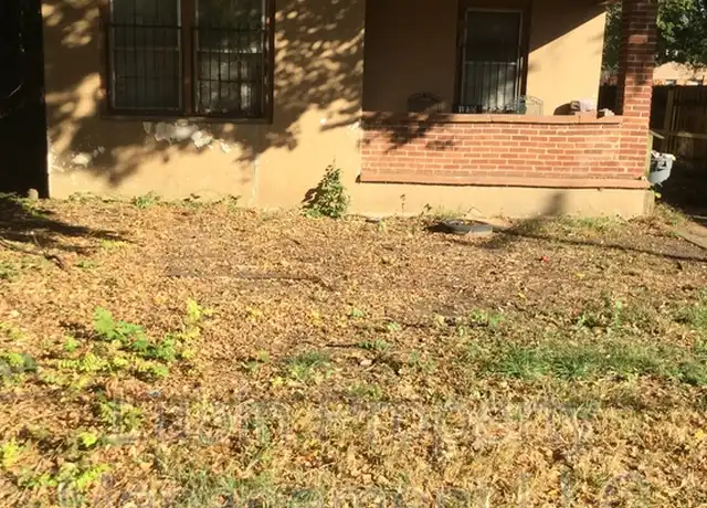 Property at 1230 E Mallory Ave, Memphis, TN, 38106, 2 beds, 1 bath, [object Object]