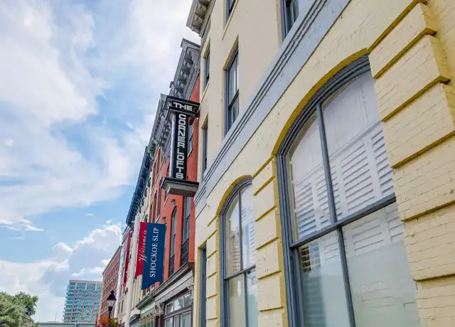 Property at 1321 E Main St Unit 204, Richmond, VA, 23219, 1 bed, 1 bath, [object Object]