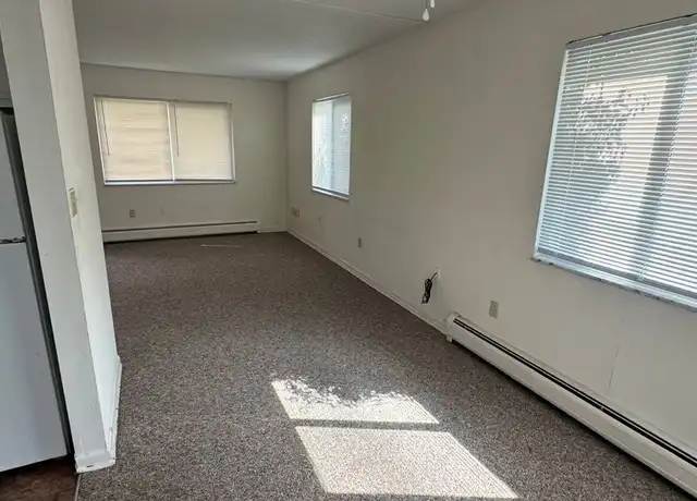 Property at 477 Ginger Pl #471, Dayton, OH, 45426, 2 beds, 1 bath, [object Object]