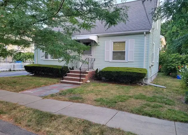 Property at 23 Hull St Unit 1, Belmont, MA, 02478, 1 bed, 1 bath, [object Object]